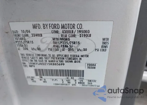 2005 Ford Escape Xls z USA, uszkodzony, nr VIN 1FMYU02Z15KB85699